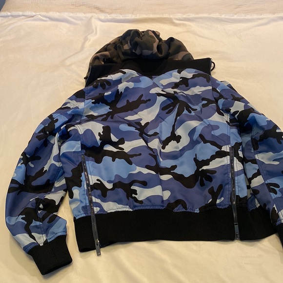 Valentino Bomber blue camouflage with removable hood - Picture 8 of 12